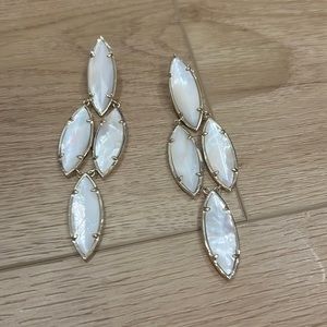 Kendra Scott Arminta statement earrings
